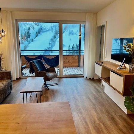 דירות Alpenstolz Damuels Haus 2 - Stilvoll Urlauben In Den Bergen מראה חיצוני תמונה
